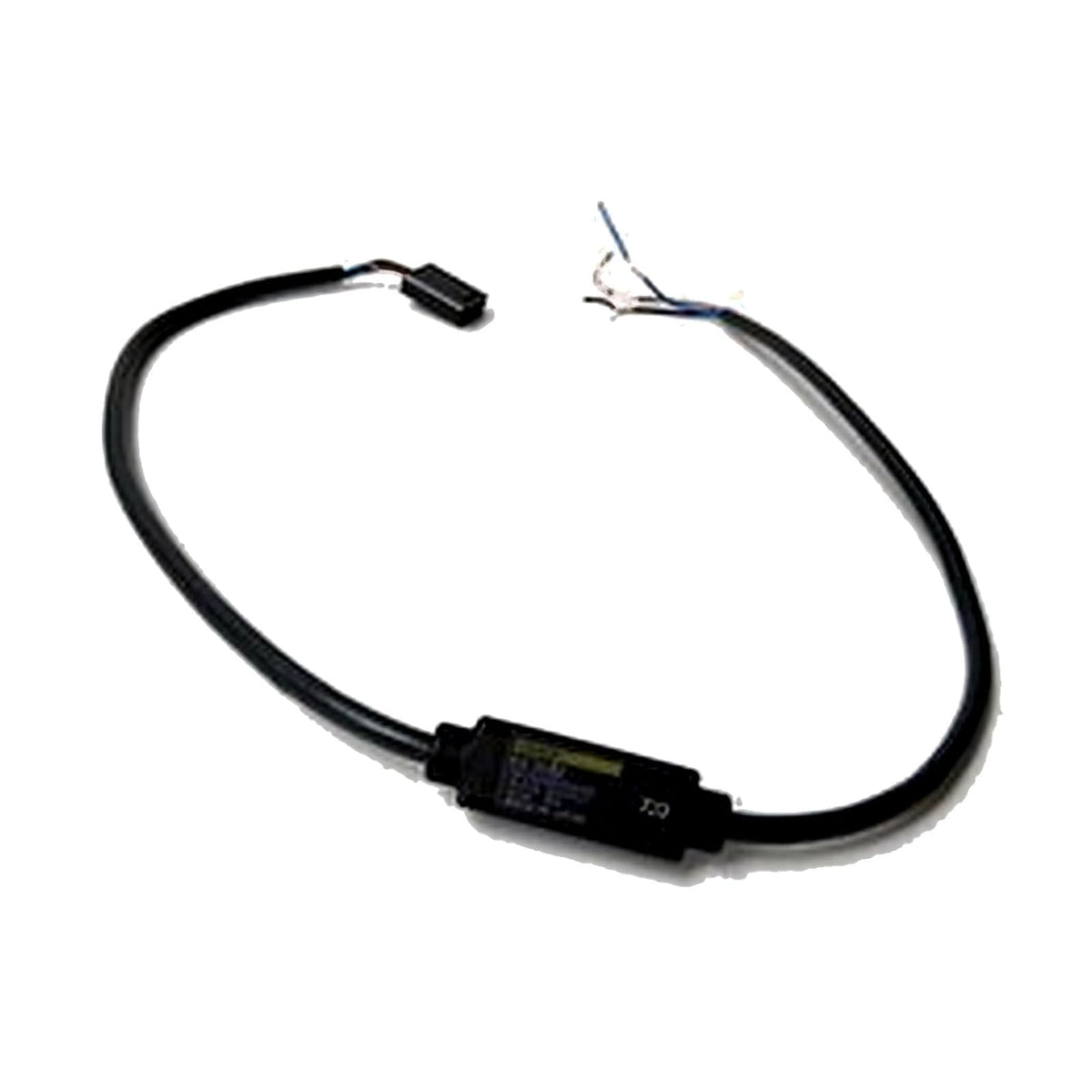 EE-2002 NPN-to-PNP conversion connector with attached cable