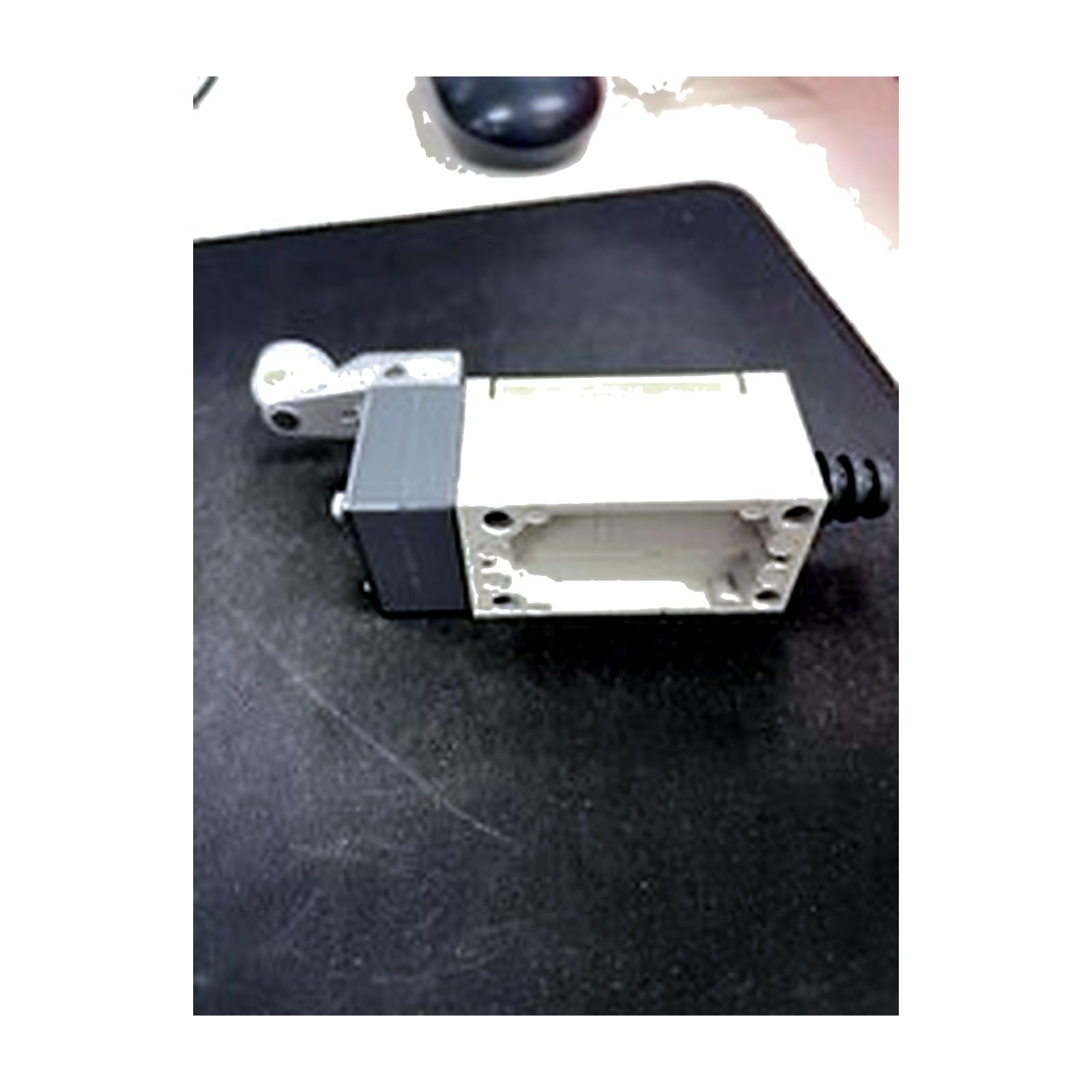 HL-5000 Roller Lever Limit Switch, 1 Count